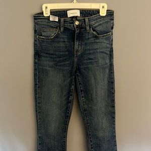 Current/Elliot Straight Legged Jeans